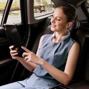 SKG – Nekmassageapparaat – Draagbaar – Met warmtecompressie – K5-3 Pro – Wit