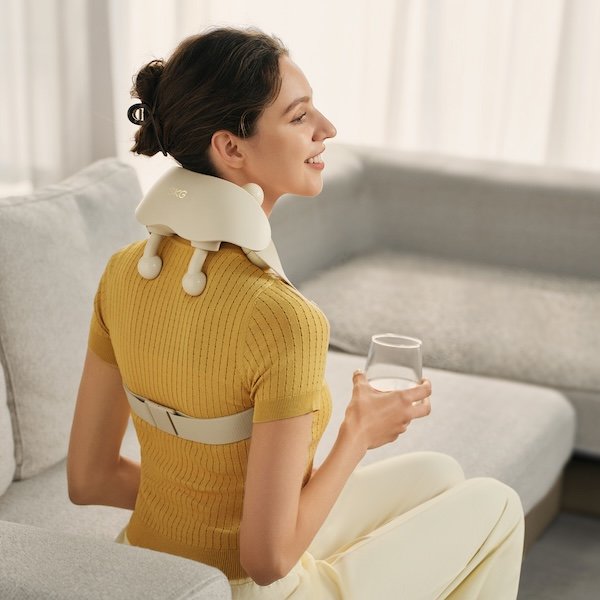 SKG - Draadloze Nek- & Schoudermassager met warmte en 360 graden rolmassage - HS500-2 - Wit - Afbeelding 6